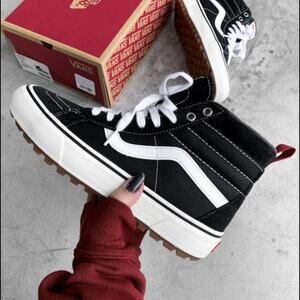 Vans NWT Men’s 9 Sk8-Hi MTE-1 Sneakers Shoes Insulated Water Resistant Gorpcore